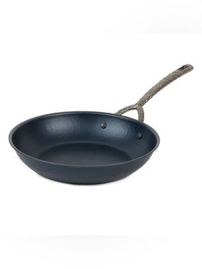 Alva Artist 11” Hammered Carbon Steel Finish Pre-Seasoned Frying Pan | Oven Safe